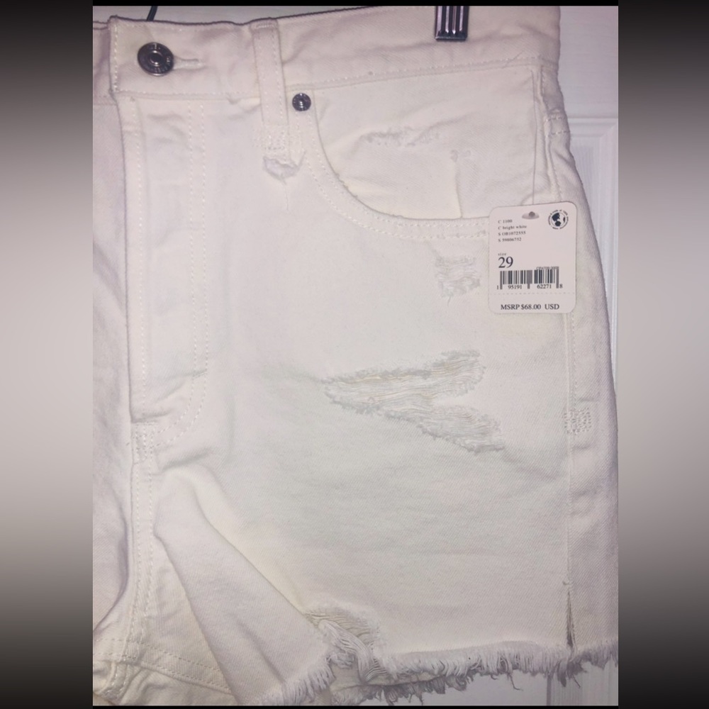 Free People cutoff jean shorts (29) - Picture 6 of 11